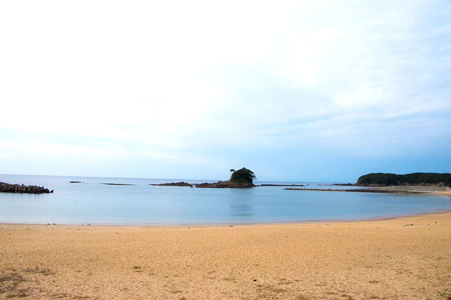 あづり浜